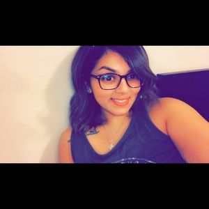 Meet your Posher, Jovanna